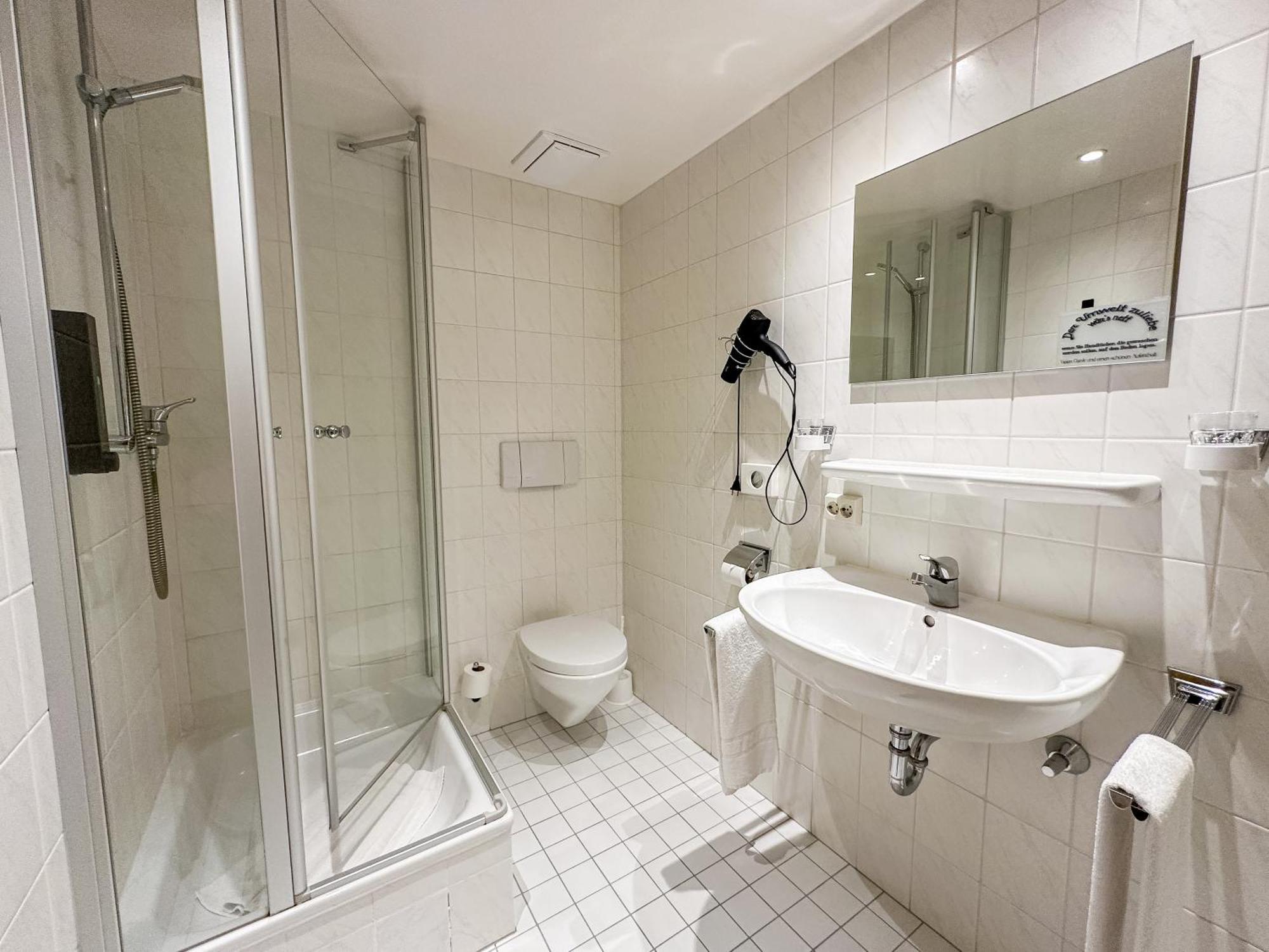 Hotel Gasthof Alter Wirt Фархант Экстерьер фото