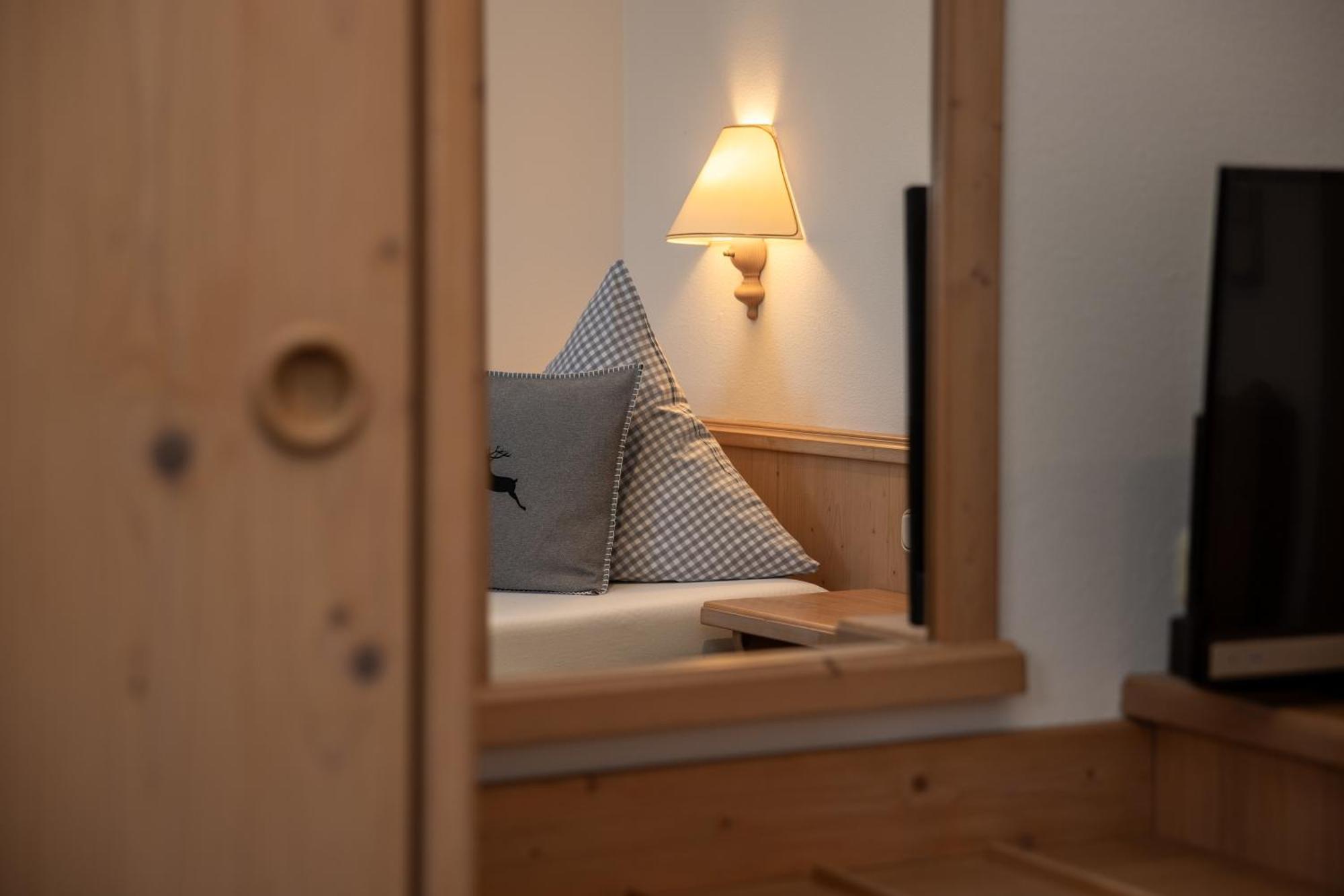 Hotel Gasthof Alter Wirt Фархант Экстерьер фото