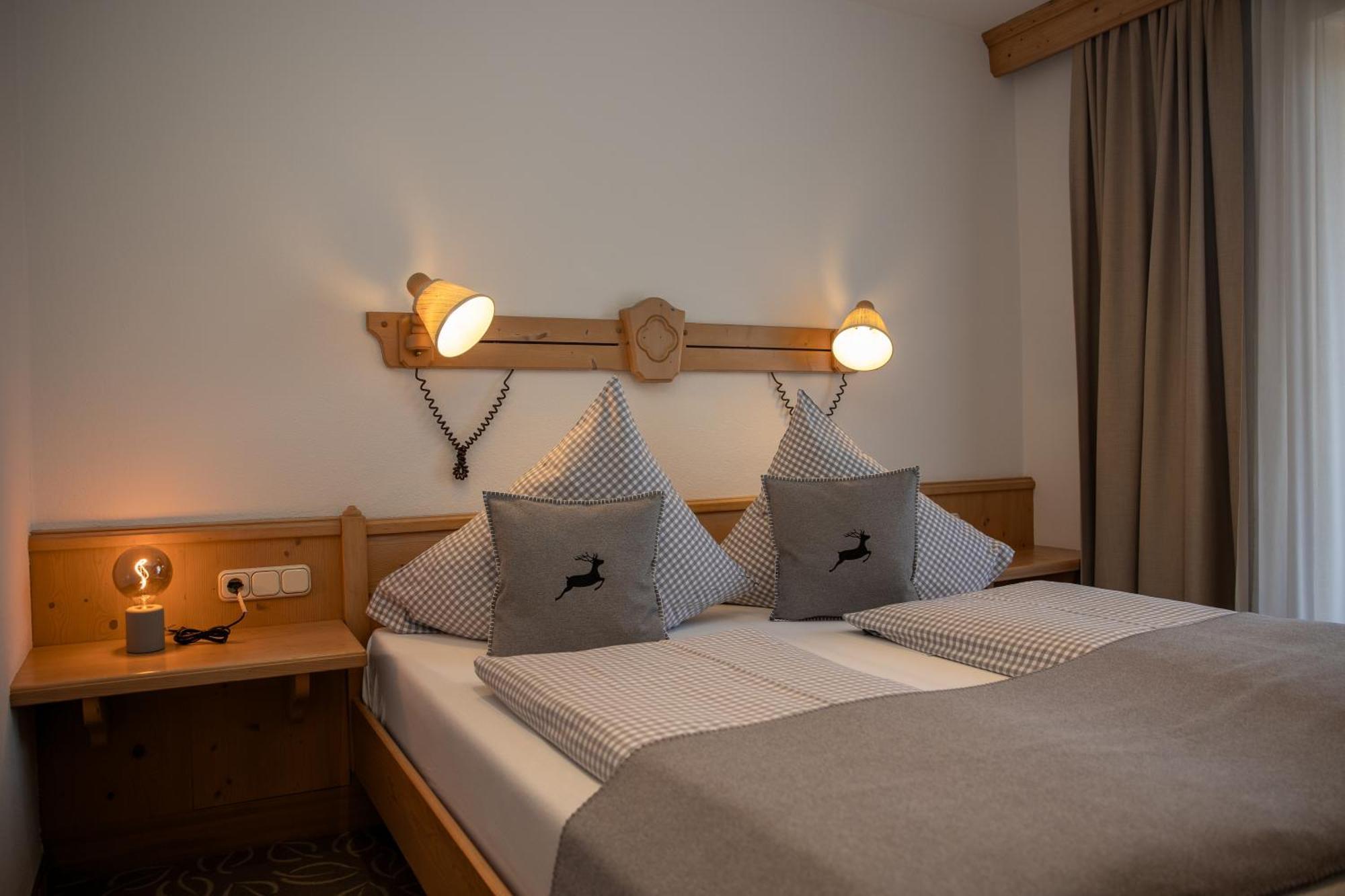 Hotel Gasthof Alter Wirt Фархант Экстерьер фото